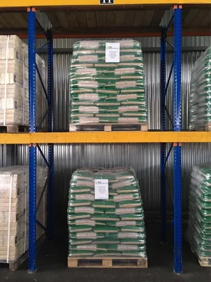 Pure Wood Pellets 03